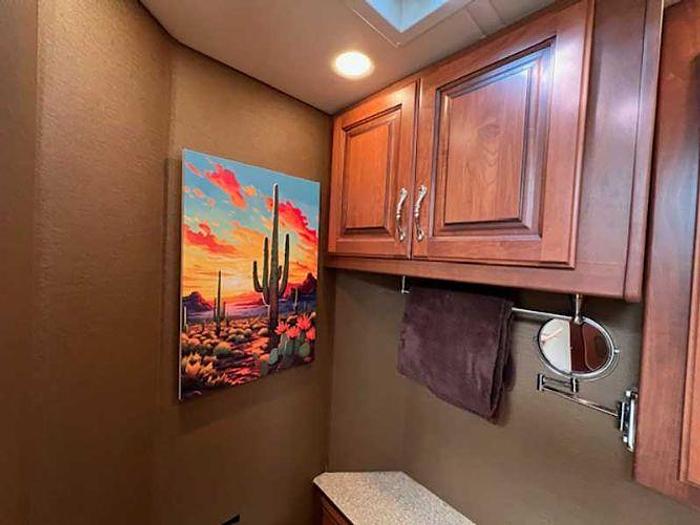 Used 2013 Fleetwood DISCOVERY 36J