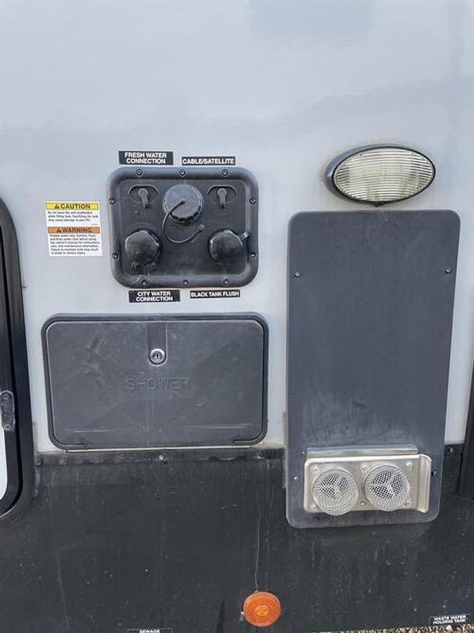 Used 2022 Forest River Arctic Wolf 327MB