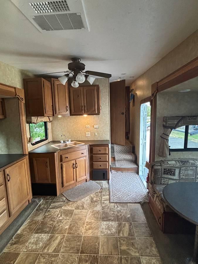 Used 2009 Coachmen Chaparral 322 RSLT