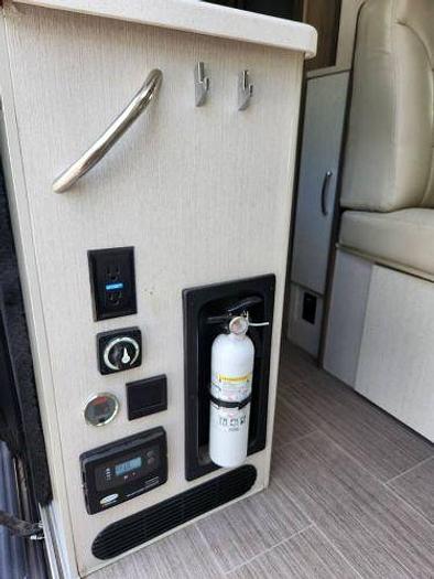 Used 2022 Thor Tellaro 20A