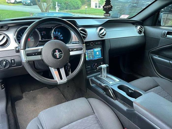 Used 2006 Ford Mustang GT Deluxe