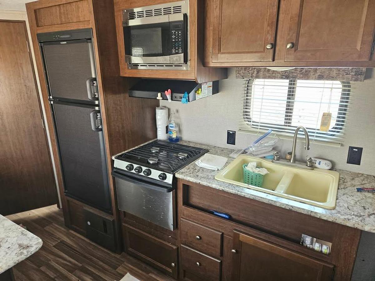 Used 2018 Keystone Hideout