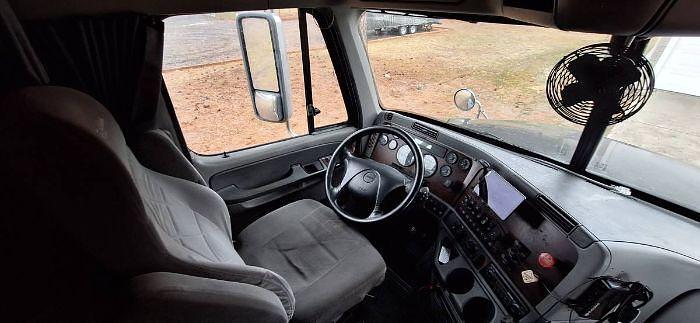 Used 2008 Freightliner Century Signature Series
