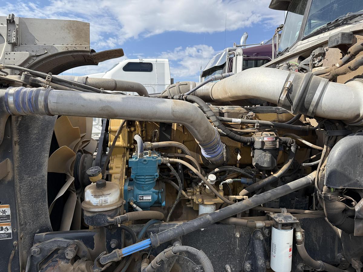 Used 2004 Peterbilt 379