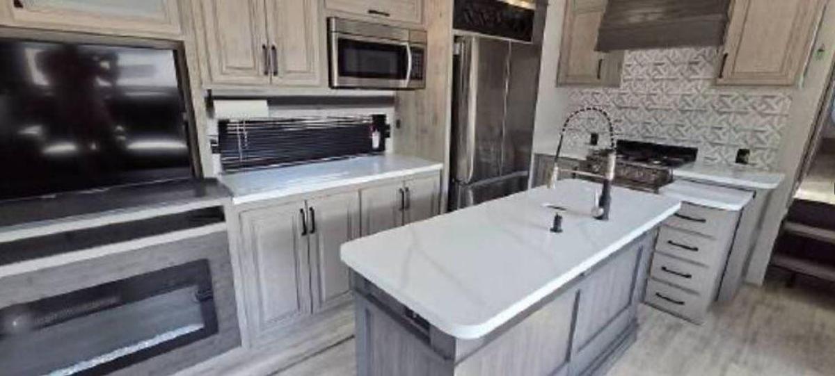 Used 2024 Keystone Alpine 3303CK Fifth Wheel