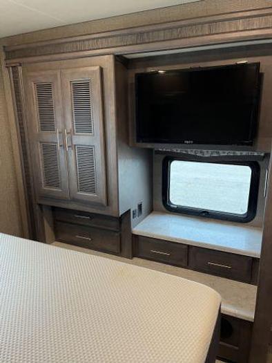 Used 2021 Thor Motor Coach Magnitude RB34