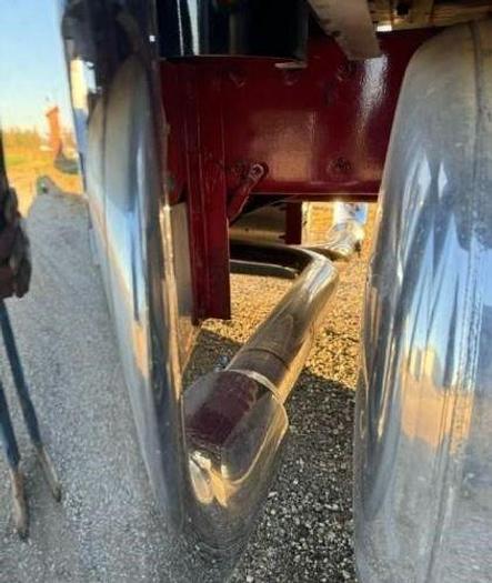 Used 2015 Peterbilt 389 Glider Kit