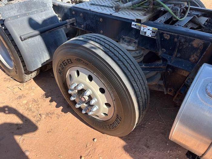 Used 2014 KENWORTH T800