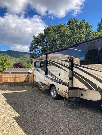 Used 2016 Thor Motor Coach Challenger 36TL