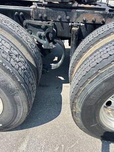 Used 2016 Peterbilt 579