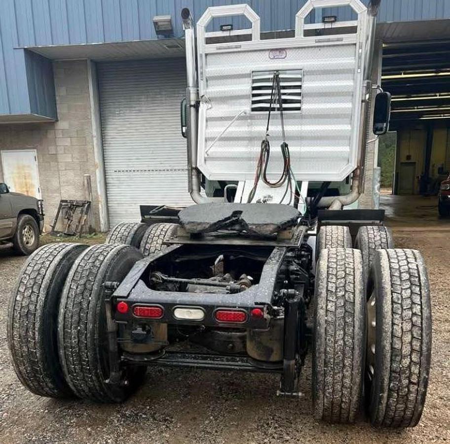 Used 2022 Mack Pinnacle 64T