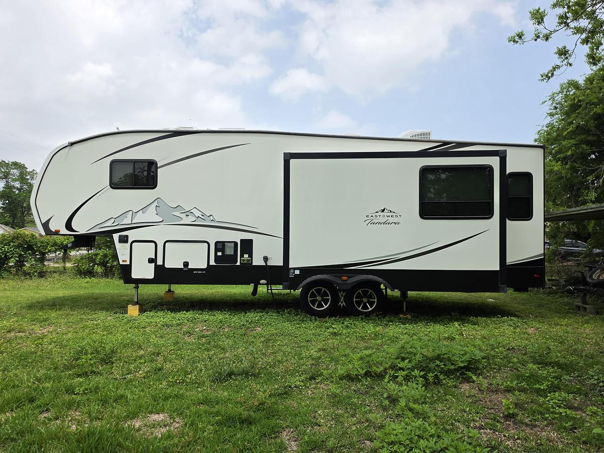 Used 2022 Forest River Tandara