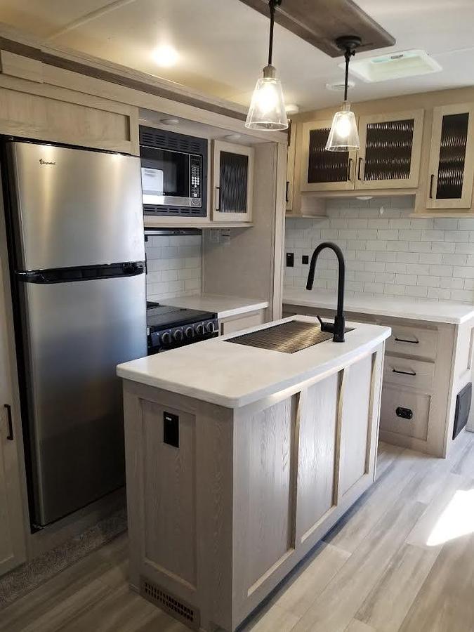 Used 2010 Forest River 34HB