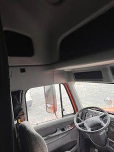 Used 2012 Freightliner Columbia 120