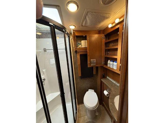 Used 2015 Tiffin Motorhomes Allegro Red 33AA