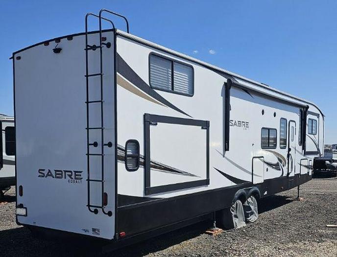 Used 2021 Forest River Sabre 37FLL