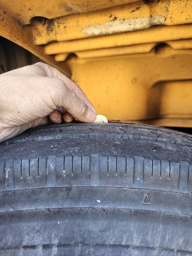 Used 2009 Freightliner Bus