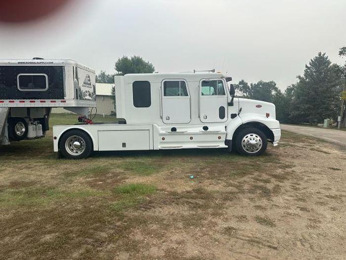Used 2000 Peterbilt 330 Business Class Custom Schwalb Stretch Hauler