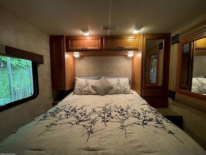 Used 2016 Fleetwood Flair 26E