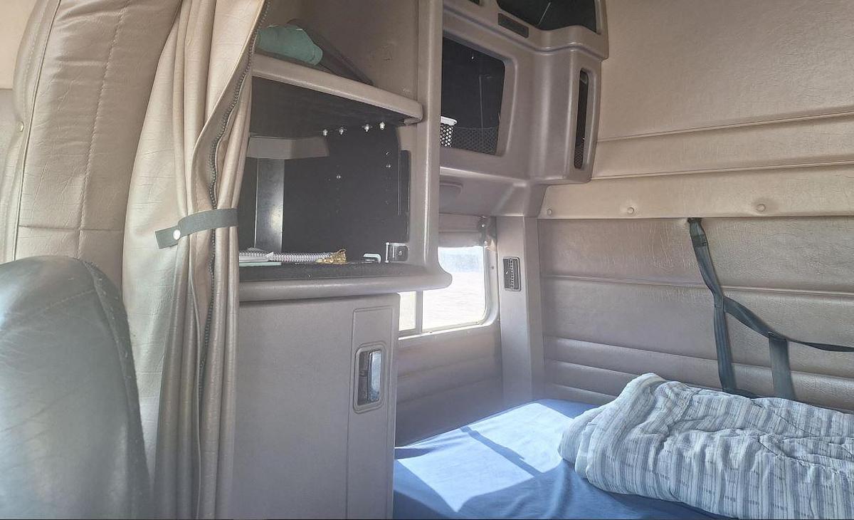 Used 2018 Peterbilt 389