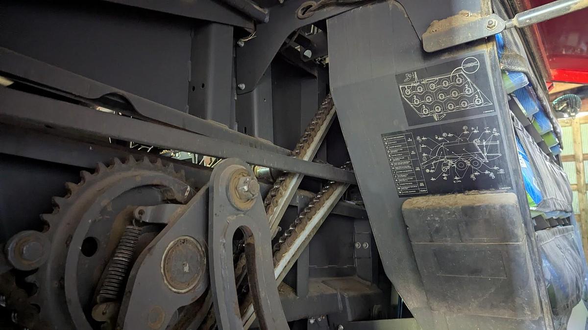 Used 2019 MASSEY FERGUSON 2270XD Large Square Baler