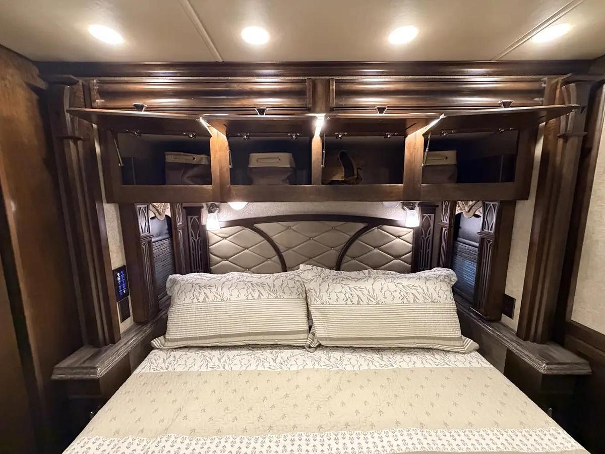 Used 2017 Tiffin Motorhomes Allegro Bus 40SP