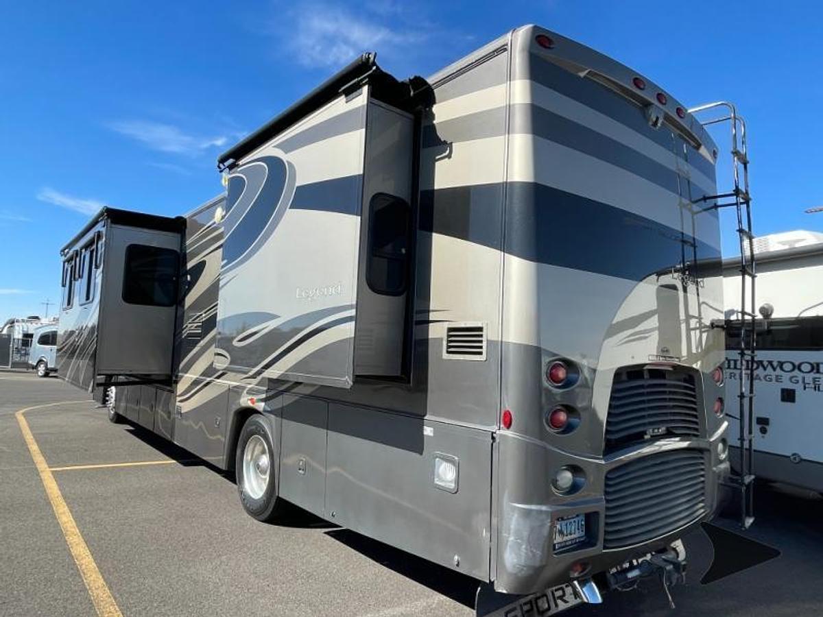 Used 2007 Coachmen RV Sportscoach Legend 40QS Class A Motorhome