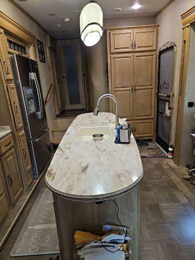 Used 2016 Redwood RW38RL