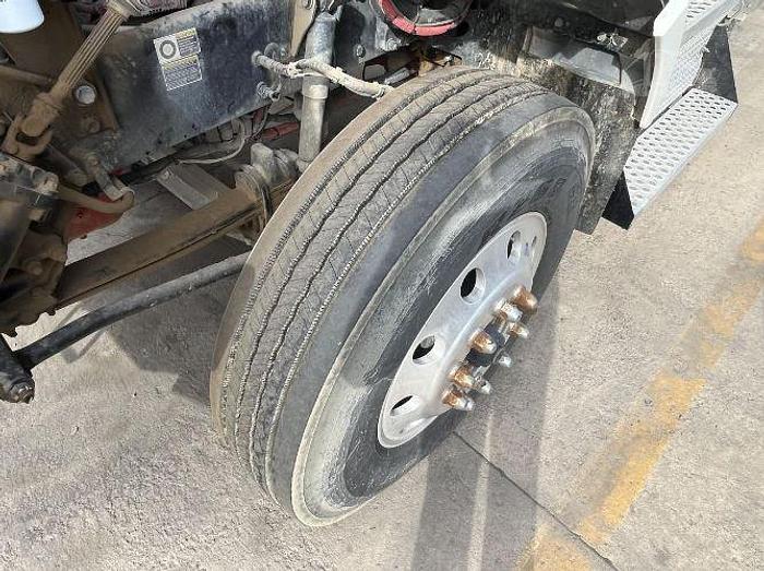 Used 2022 KENWORTH T880