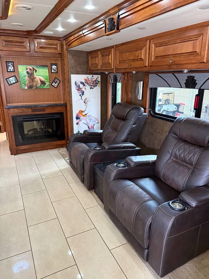 Used 2015 Tiffin Phaeton 40AH Class A Motorhome
