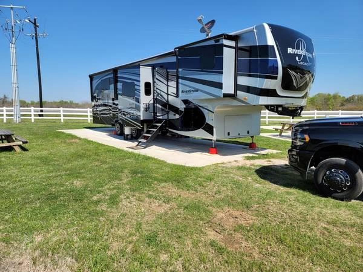 Used 2021 Forest River RiverStone 42FSKG & 2020 Ram 3500 Limited Crew Cab 4x4 Package