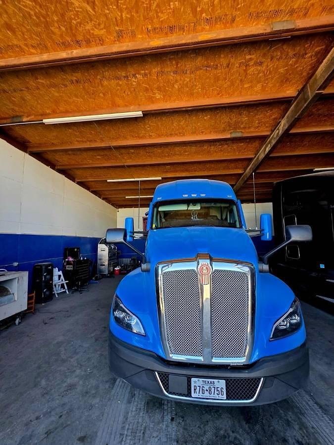 Used 2022 Kenworth NextGen T680