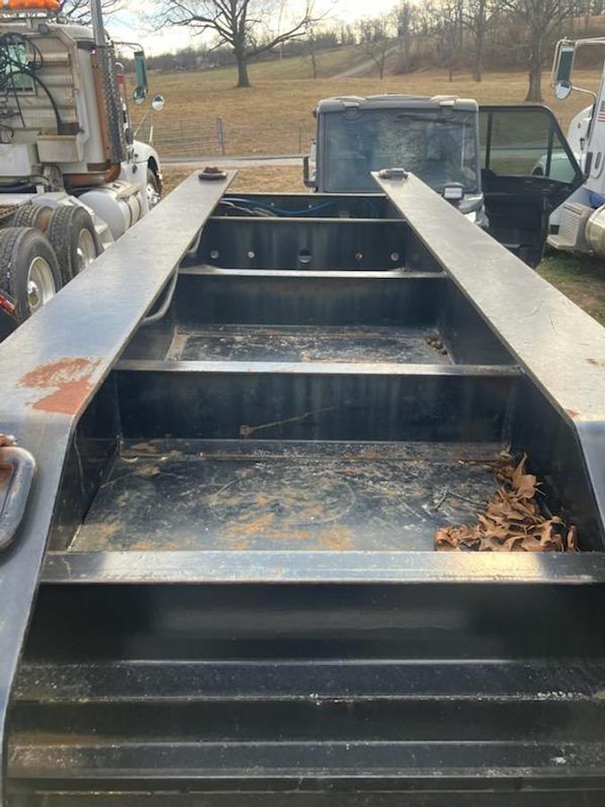 Used 2011 Eagar Beaver Lowboy Trailer