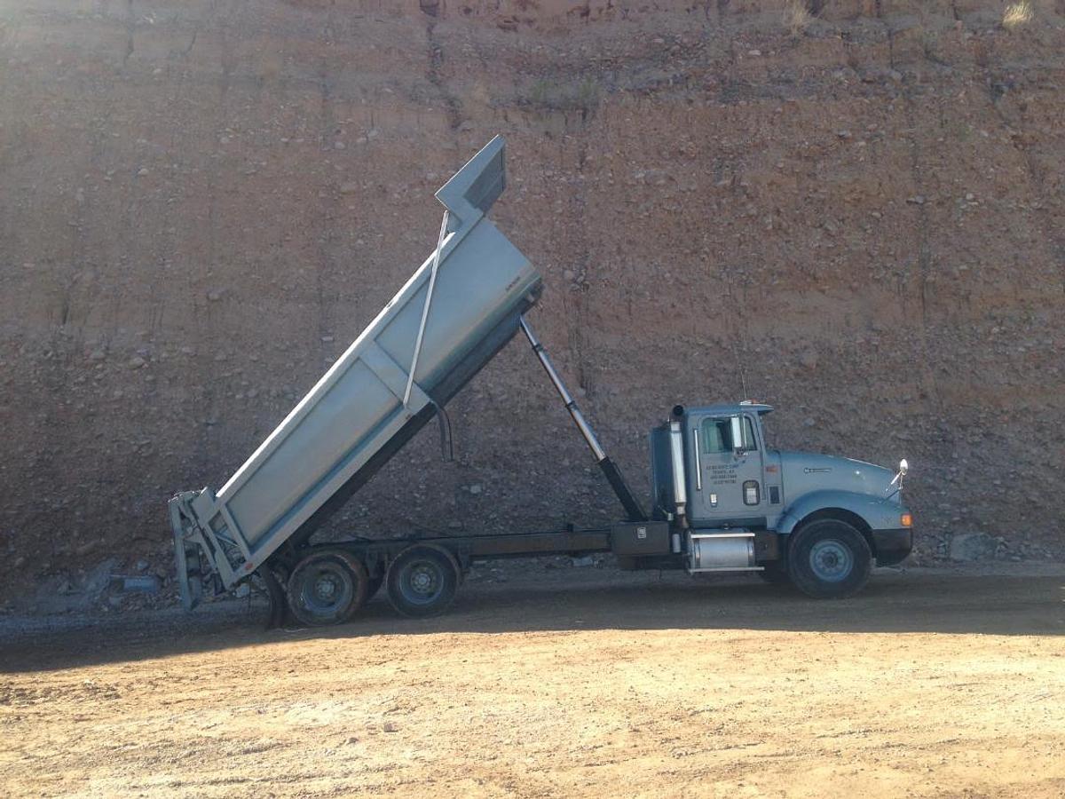 Used 1995 International 9400 Series Dump Truck