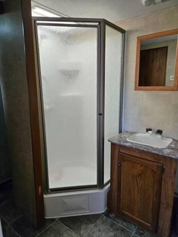 Used 2014 Keystone Hideout 24RLWE Travel Trailer