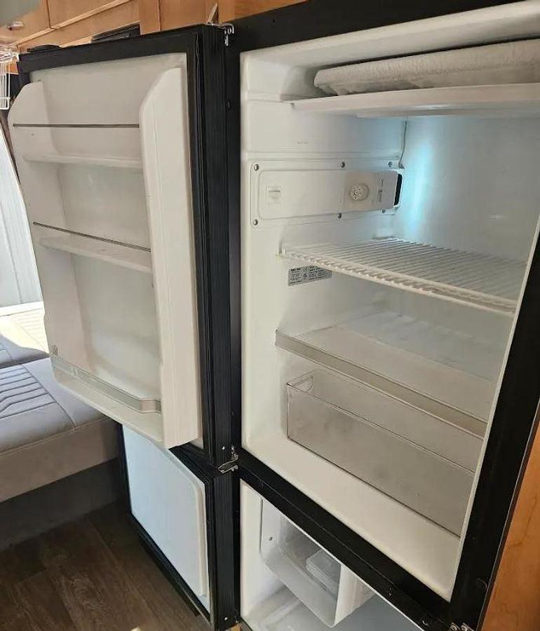 Used 2023 Coachmen Beyond 22C