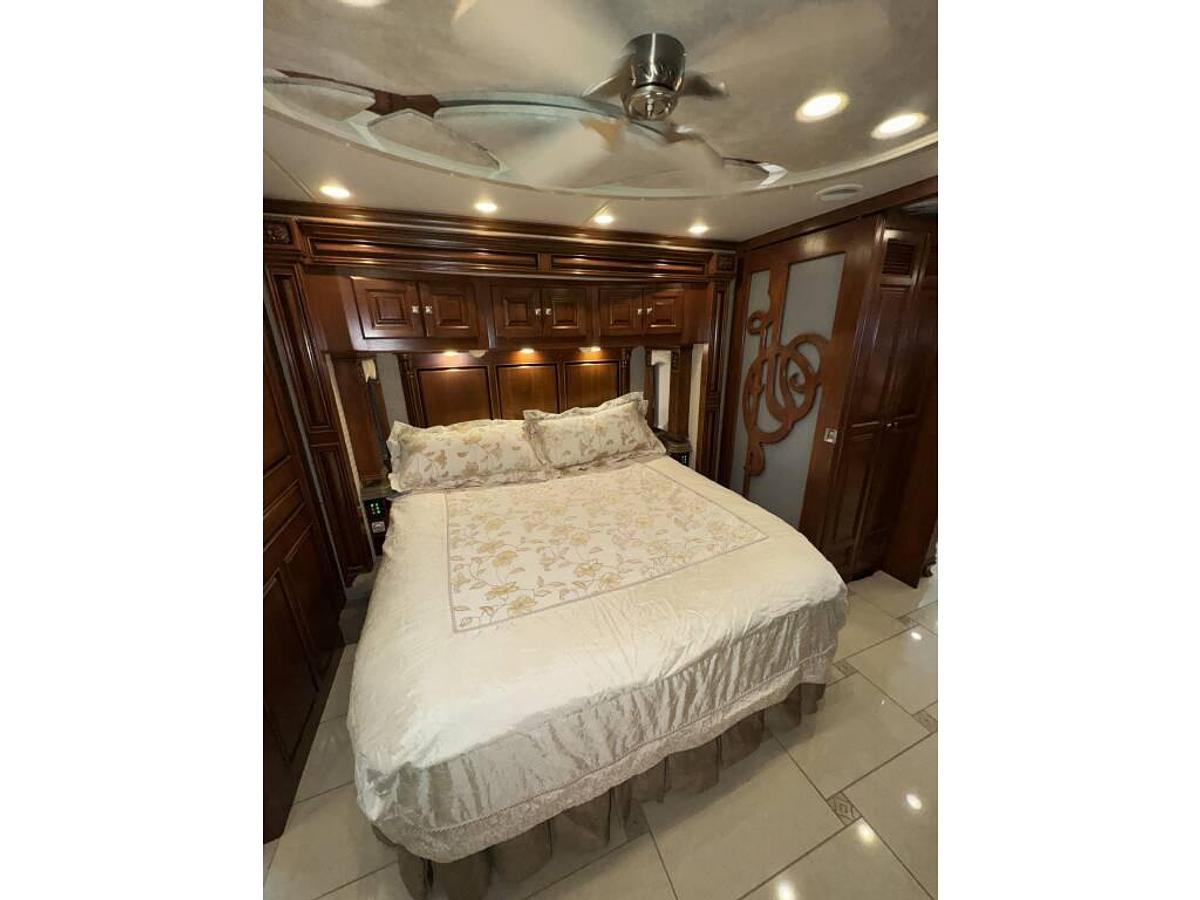 Used 2011 Tiffin Zephyr 45QBZ