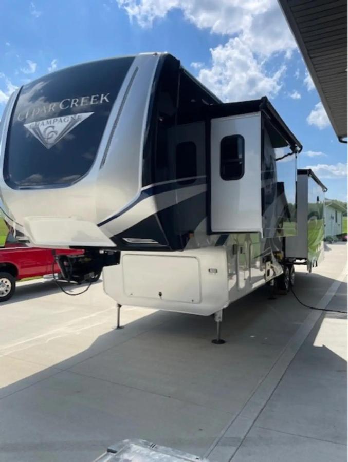 Used 2021 Forest River Cedar Creek Champagne 38EL