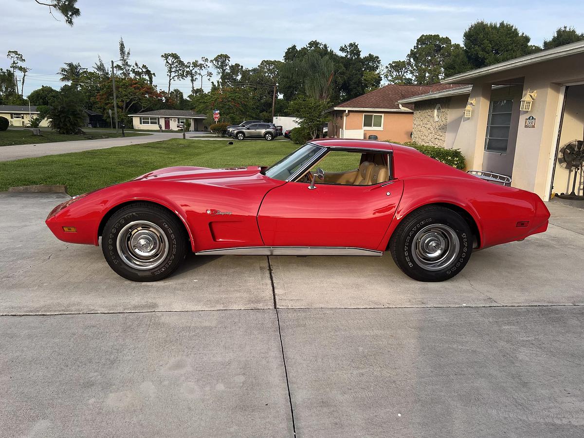Used 1976 Chevrolet Corvette Coupe Classic Sports Car V8