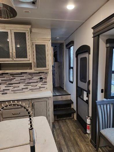 Used 2022 Keystone Avalanche 390 DS