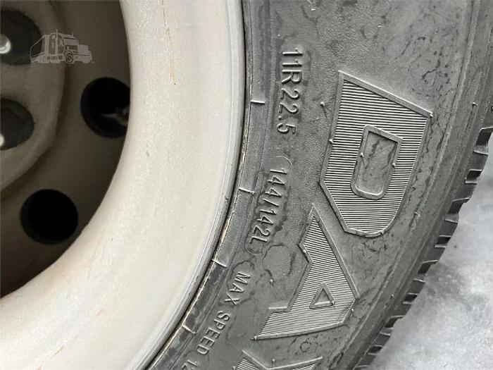 Used 2006 Freightliner COLUMBIA 120