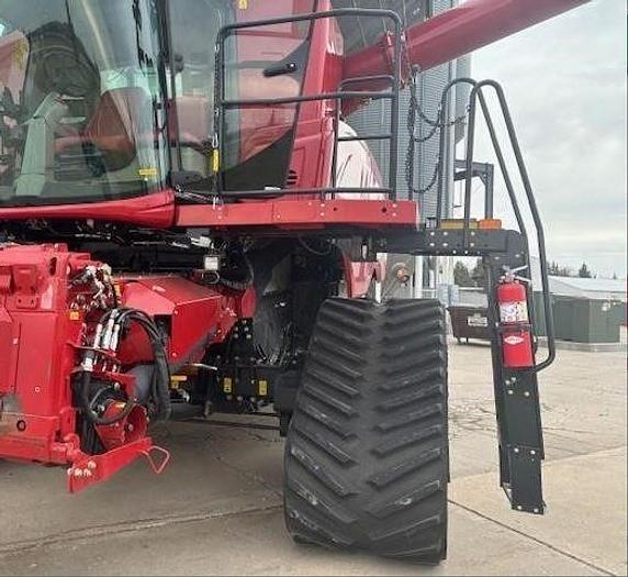 Used 2021 Case IH 9250 Combine