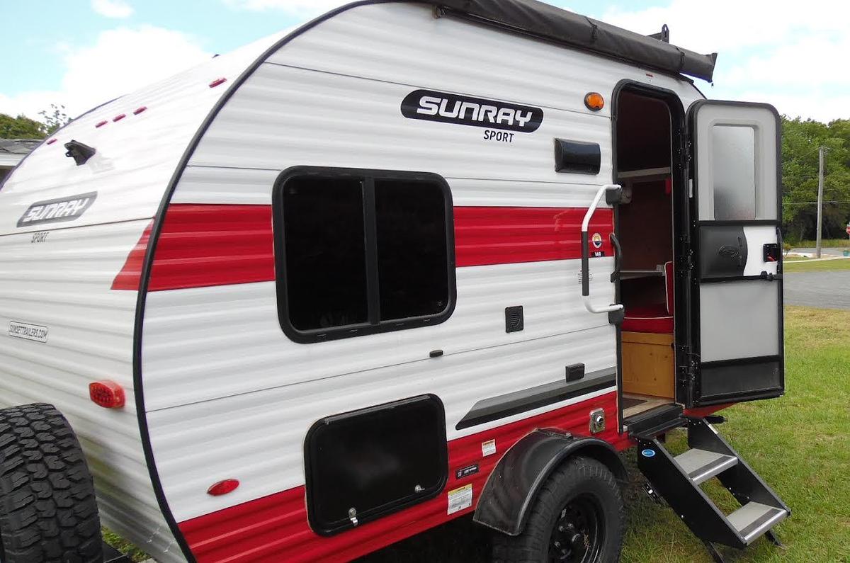 Used 2023 Sunray 149 Sport Travel Trailer
