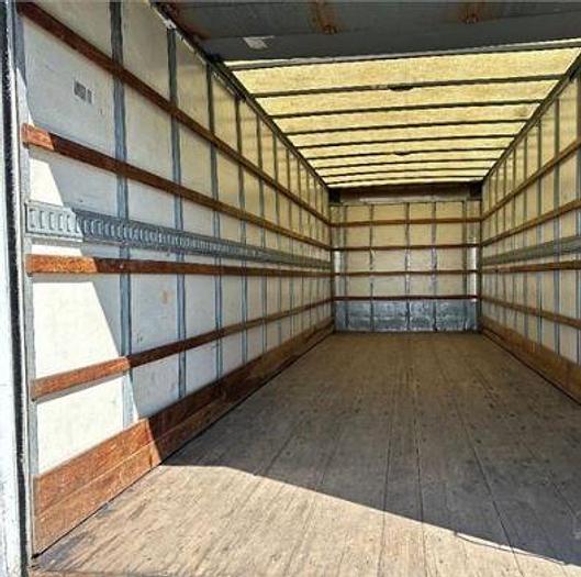 Used 2016 Freightliner Business Class M2 100