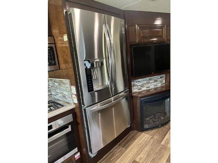 Used 2019 Forest River Georgetown XL 369DS