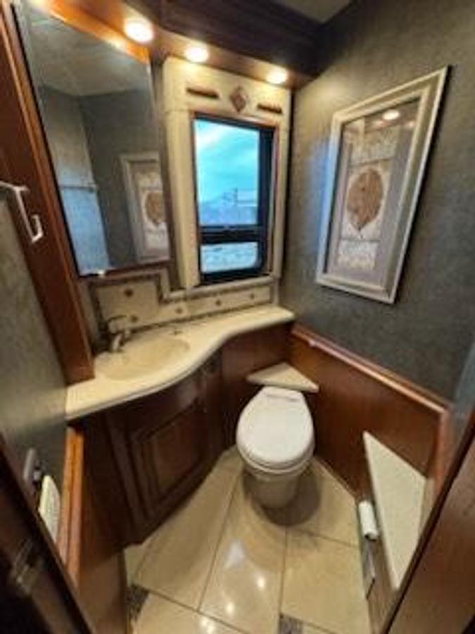 Used 2014 Winnebago Tour 42QD Class A Motorhome