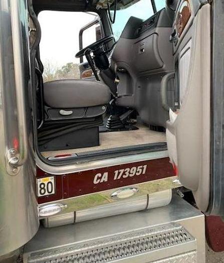 Used 2011 Peterbilt 389