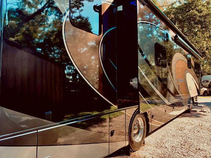 Used 2019 Thor Venetian J40