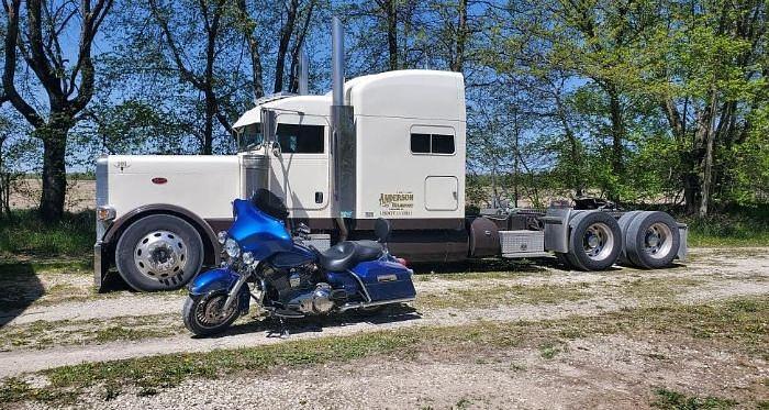Used 2021 Peterbilt 389