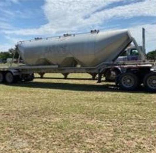 Used 1990 Fruehauf Tank Trailer